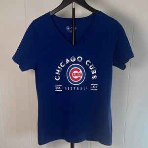 Chicago Cubs V-Neck T-Shirt size L